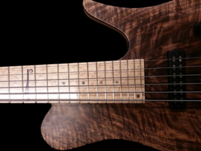 Basso 6 corde neck thru – F type / custom copy su richiesta