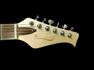 chitarra-artigianale-kaoss-paletta